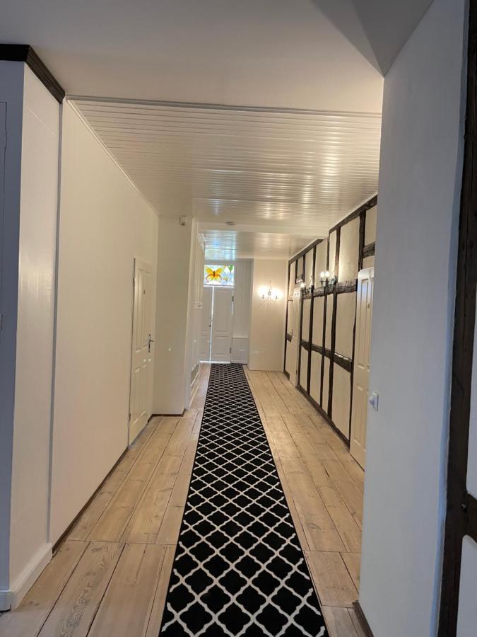 Homestay Gutshauszimmer Premium Neu Gaarz