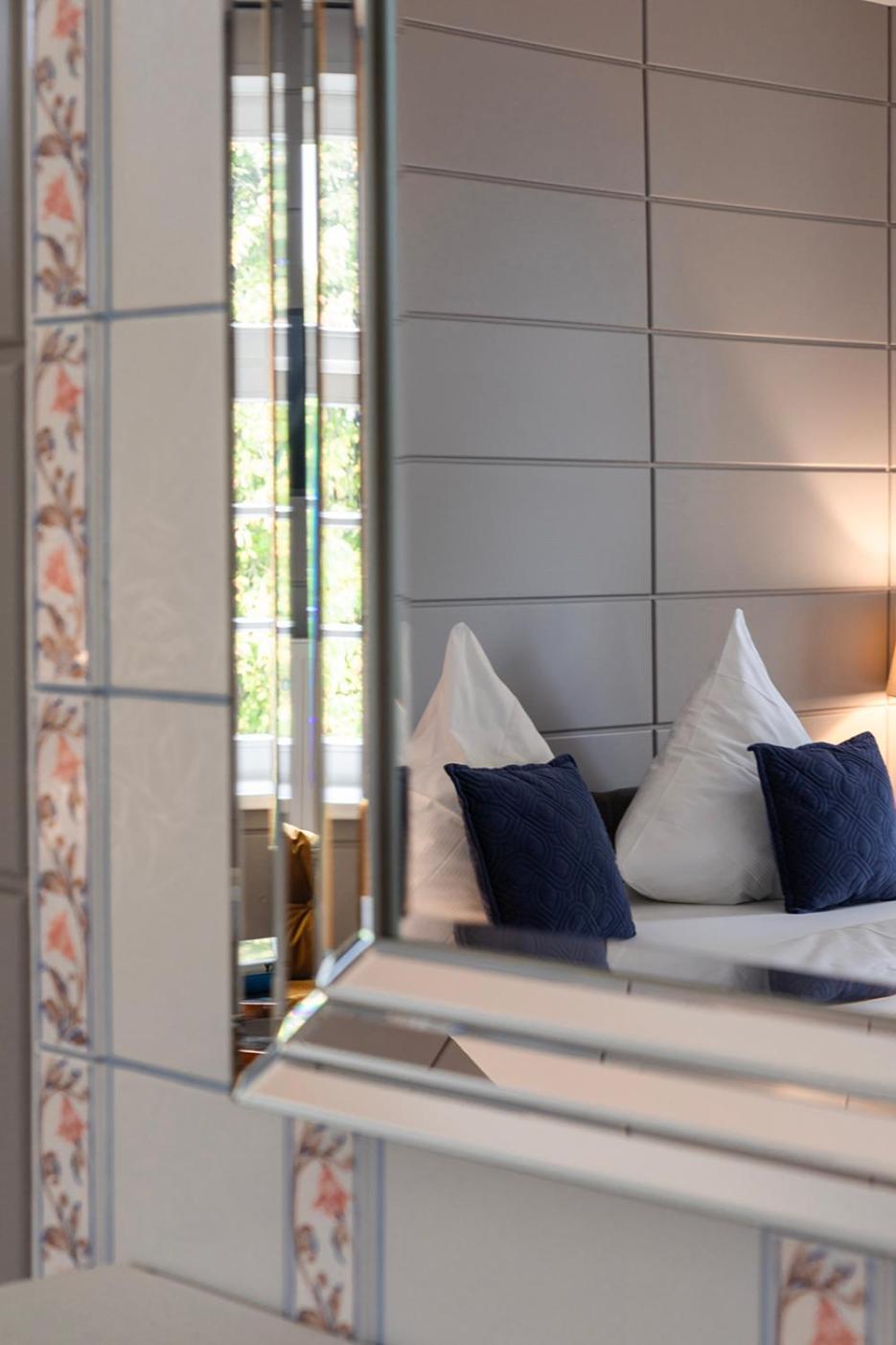 Gutshauszimmer Premium Homestay